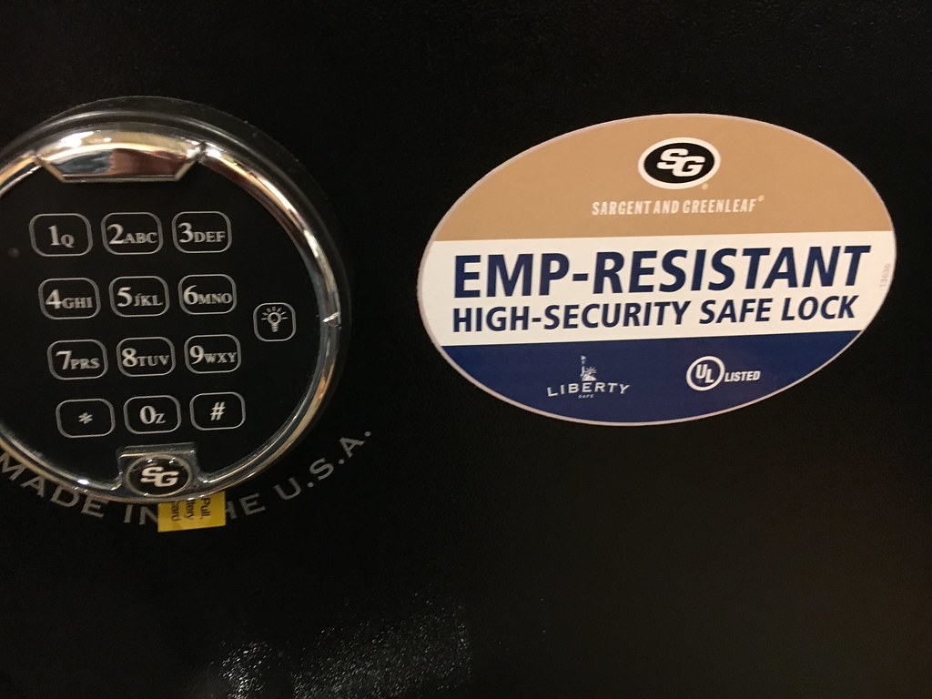 A quality safe will illustrate the features right out in the open. — illustrating best gunvault